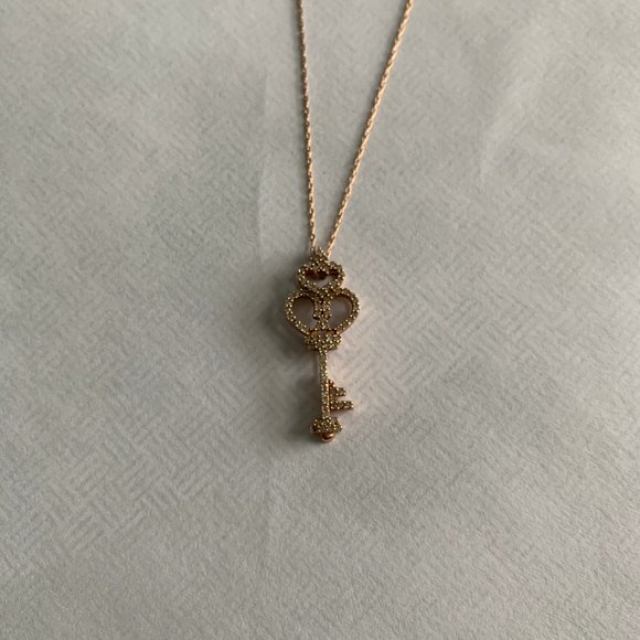 Rose Gold Key Necklace - Picture 4 of 5
